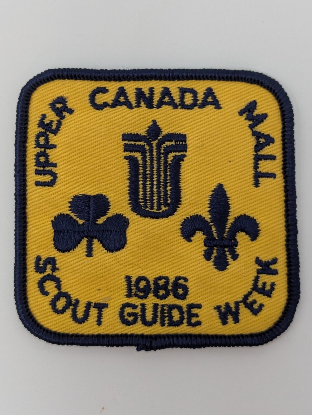 Girl Guides Boy Scouts Canada Patch Week 1986 Upper Canada Mall